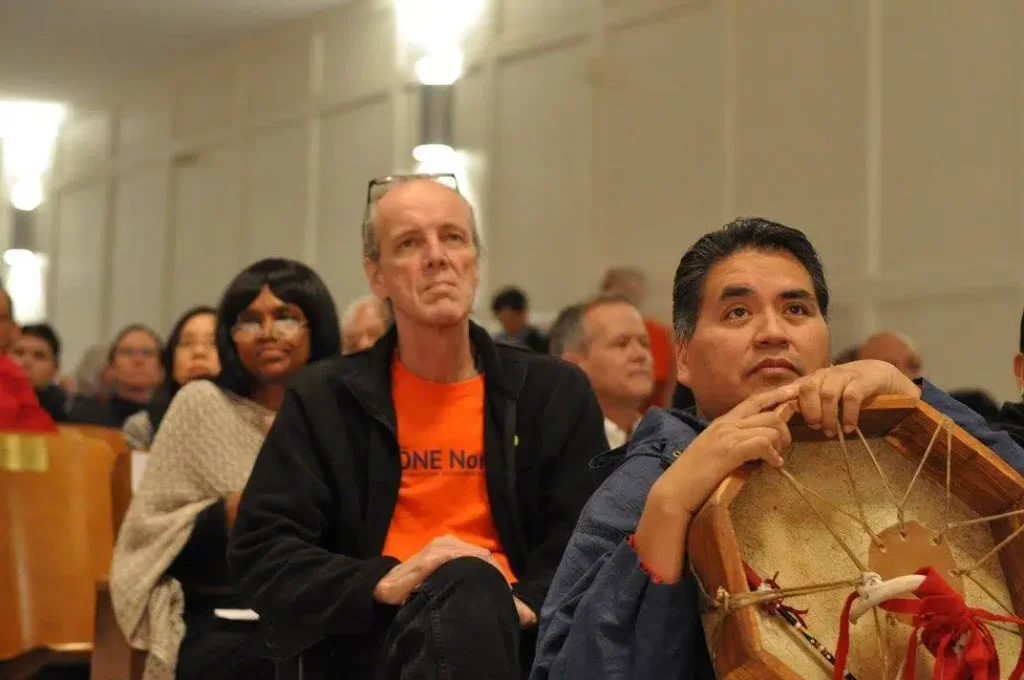 Group Listening At Convention