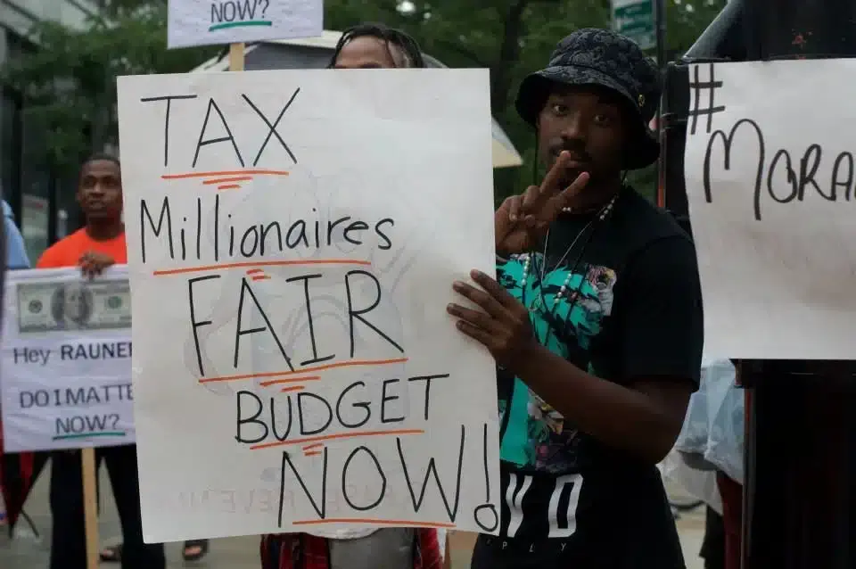 tax millionaires sign